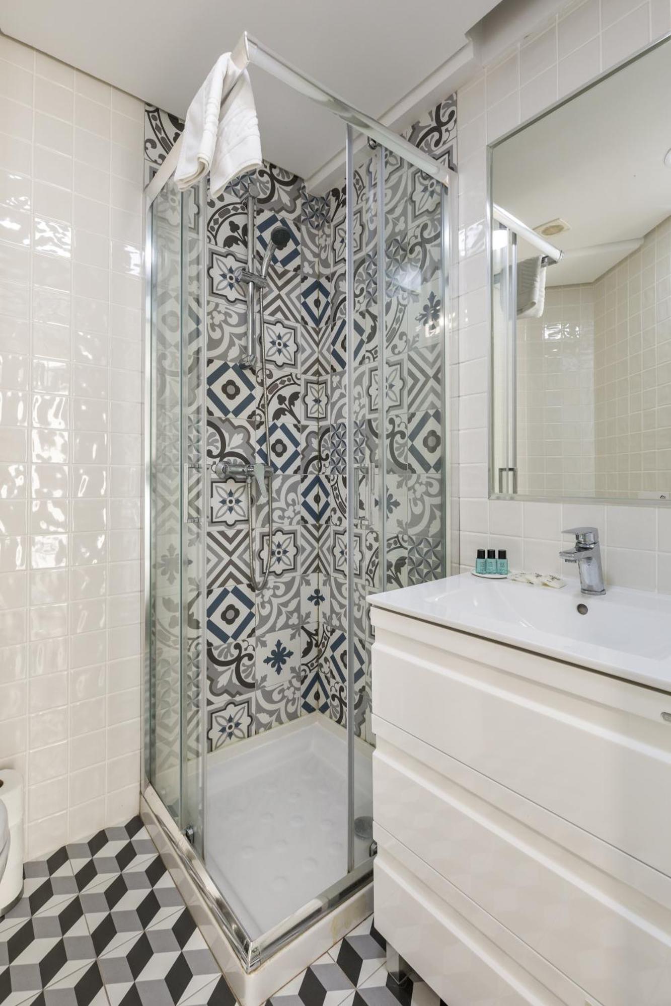 Bra.Com Apartments Oporto Faria Guimaraes الغرفة الصورة