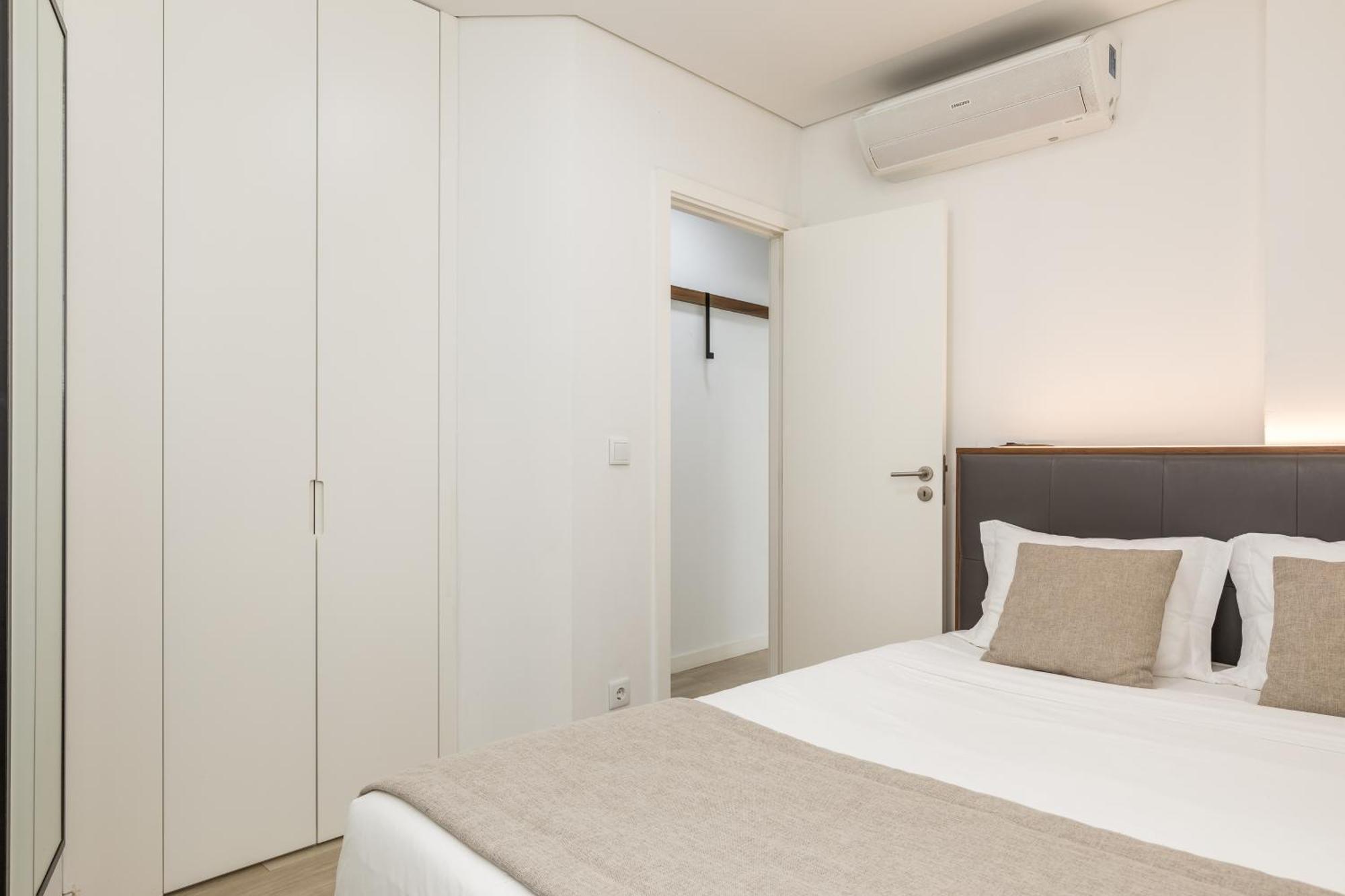 Bra.Com Apartments Oporto Faria Guimaraes الغرفة الصورة